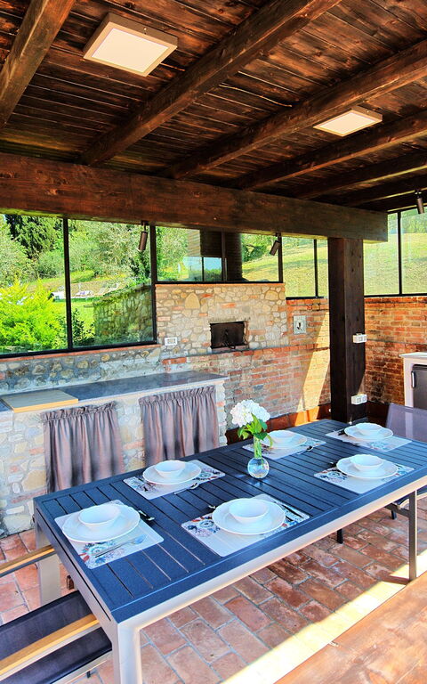 Villa Nora: Balkon / Terrasse / Patio, Draussen