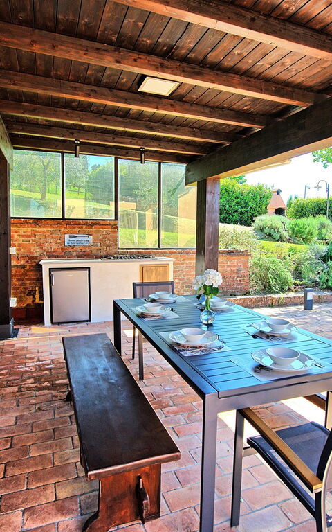 Villa Nora: Balkon / Terrasse / Patio, Draussen