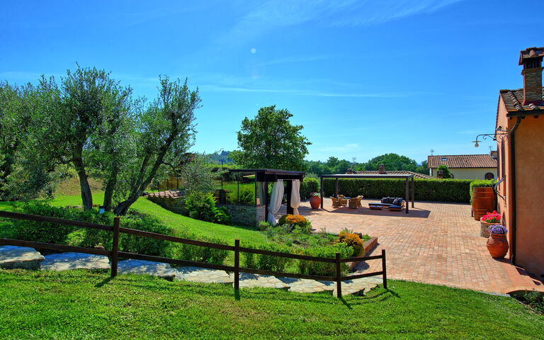 Villa Nora: Garten