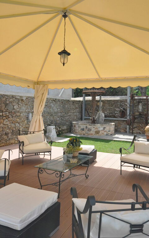 Flavia: Balkon / Terrasse / Patio