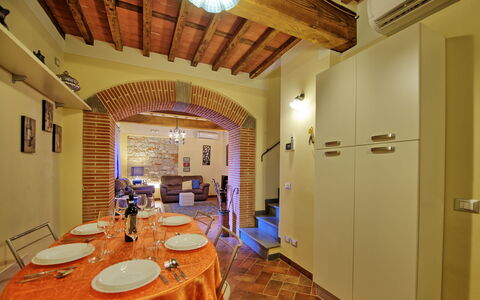 Unterkunft Flavia 2: Esszimmer, Küche