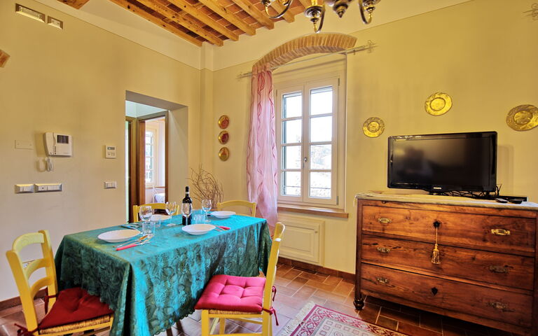 Unterkunft Flavia 5: Esszimmer, Wohnzimmer