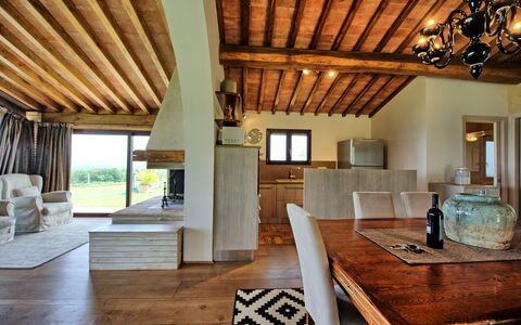 Unterkunft Marcello: Esszimmer, Küche, Wohnzimmer