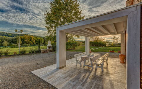 Unterkunft Fornace 1: Außen, Garten