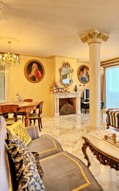 Villa Sophia: Esszimmer, Wohnzimmer