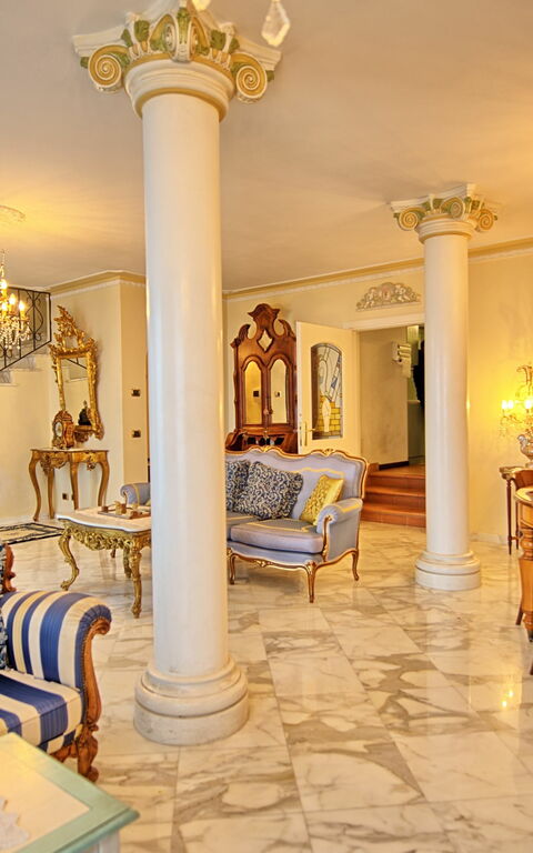 Villa Sophia: Esszimmer, Wohnzimmer