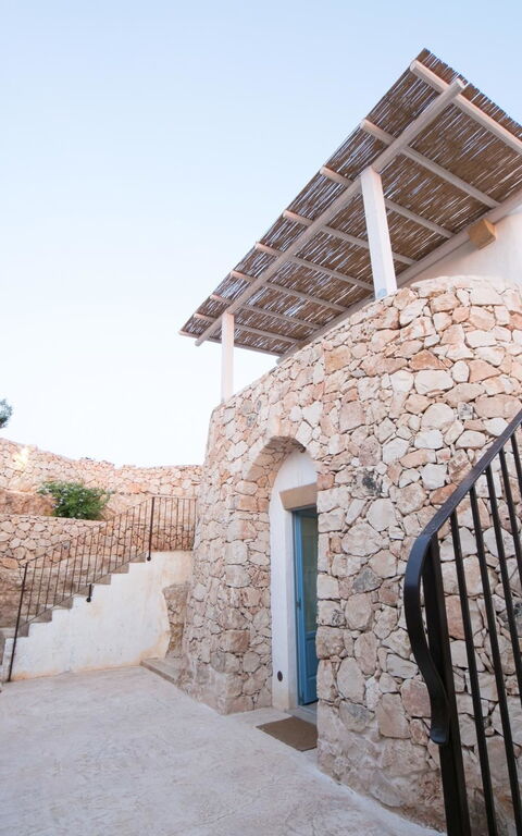 Trullo Torre Suda: Draussen