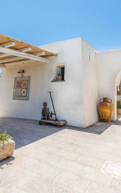 Tia Trullo: Draussen