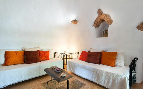 Unterkunft Tia Pool: Wohnzimmer