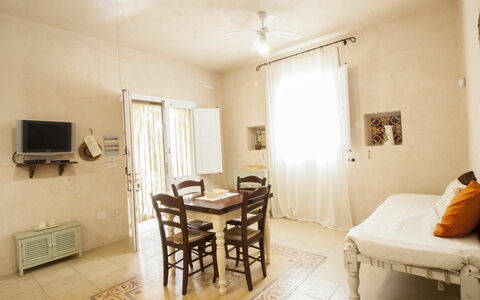 Unterkunft Tia Ranch 3: Esszimmer, Küche, Wohnzimmer