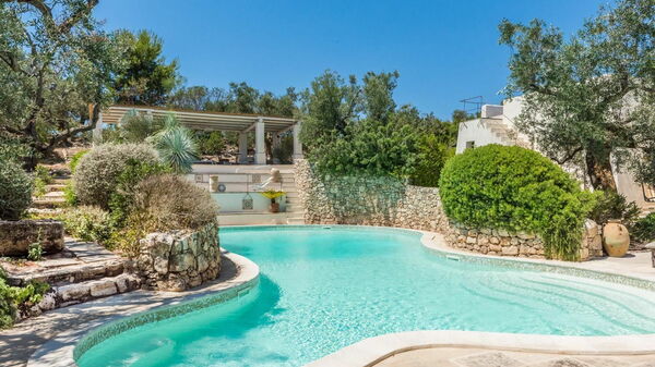 Tia Trullo: Schwimmbad