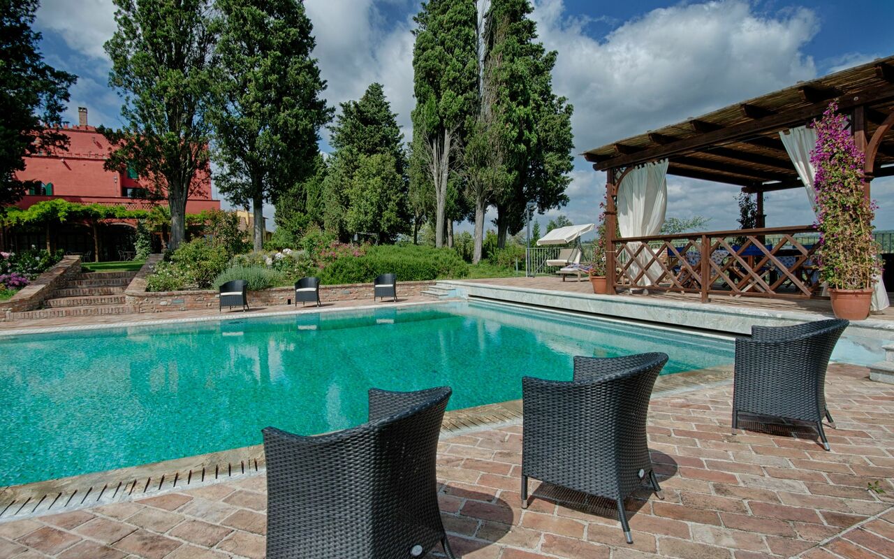 Tenuta Cambiano: Draussen, Schwimmbad