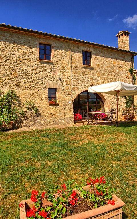 Villa Sarteano: Außen, Garten