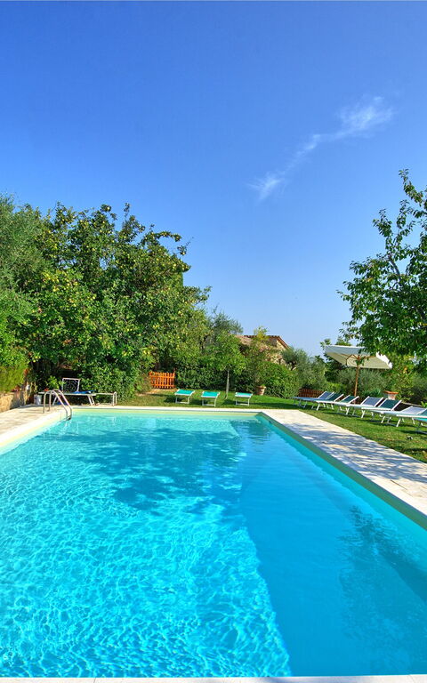 Villa Sarteano: Schwimmbad