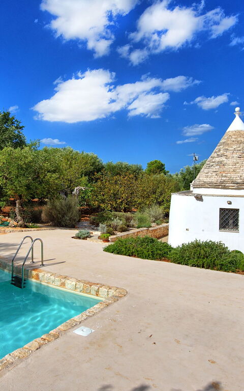 Trullo Pascarosa: Garten, Schwimmbad