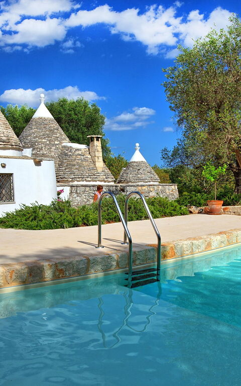 Trullo Pascarosa: Draussen, Garten, Schwimmbad