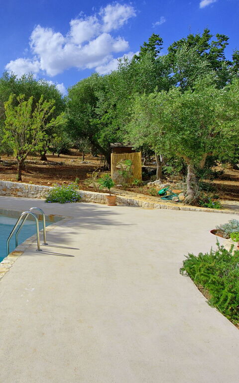 Trullo Pascarosa: Schwimmbad