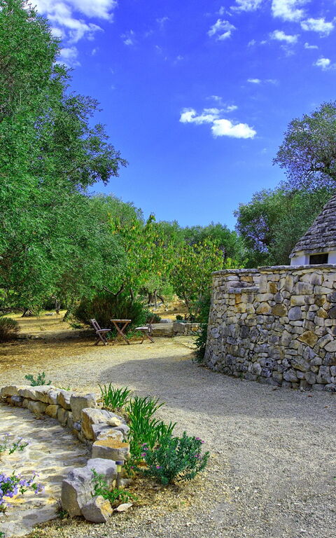 Trullo Pascarosa: Garten