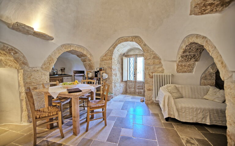 Trullo Pascarosa: Esszimmer, Küche