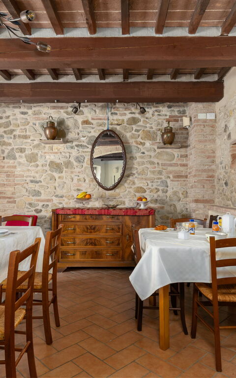 Casale Tiziano: Esszimmer