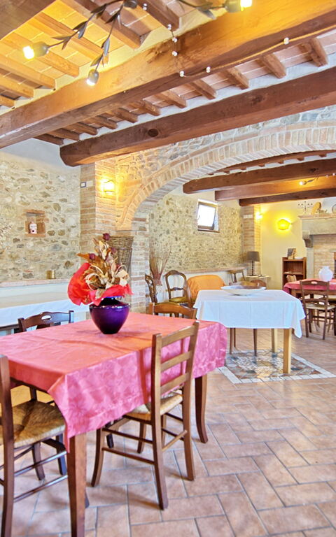 Casale Tiziano: Esszimmer, Wohnzimmer