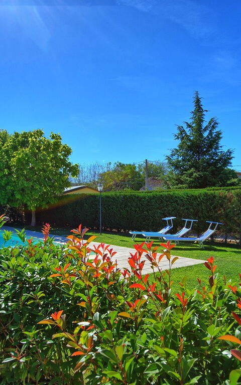 Casale Tiziano: Garten, Schwimmbad