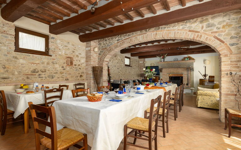 Casale Tiziano: Esszimmer