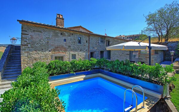 Casa la Fonte: Draussen, Schwimmbad