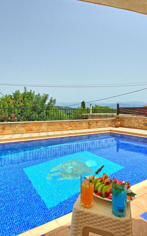 Villa Romantic Sevi: Schwimmbad