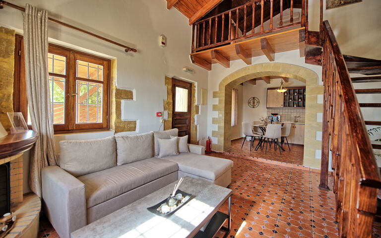 Villa Romantic Sevi: Wohnzimmer