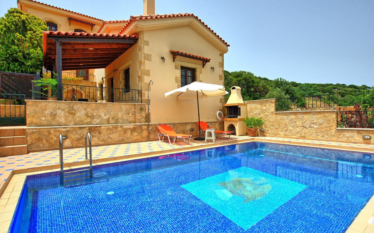 Villa Romantic Sevi: Schwimmbad
