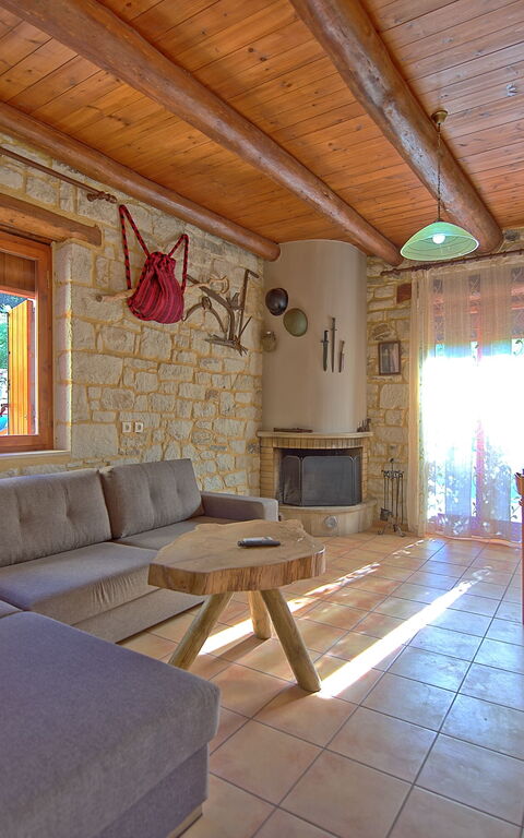 Villa Vrisses: Esszimmer, Wohnzimmer