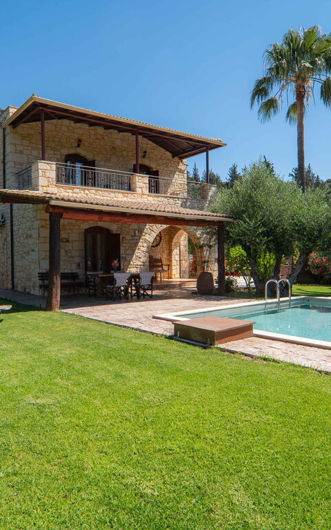 Villa Vrisses: Außen, Draussen, Garten, Schwimmbad