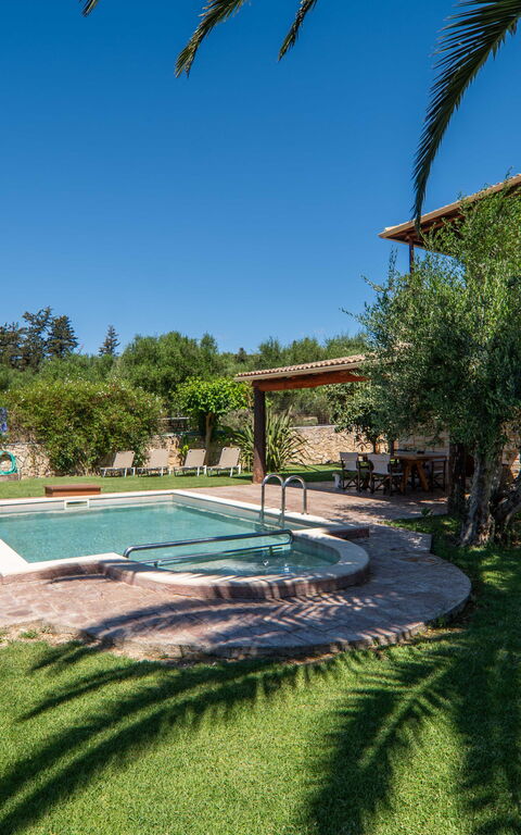 Villa Vrisses: Außen, Draussen, Garten, Schwimmbad