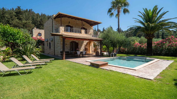Villa Vrisses: Außen, Draussen, Garten, Schwimmbad
