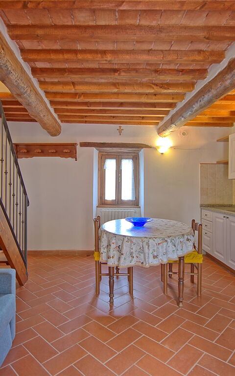 Borgo Veronica: Esszimmer, Küche, Wohnzimmer