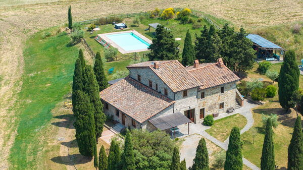 Casale Santa Francesca: Ansichten, Draussen