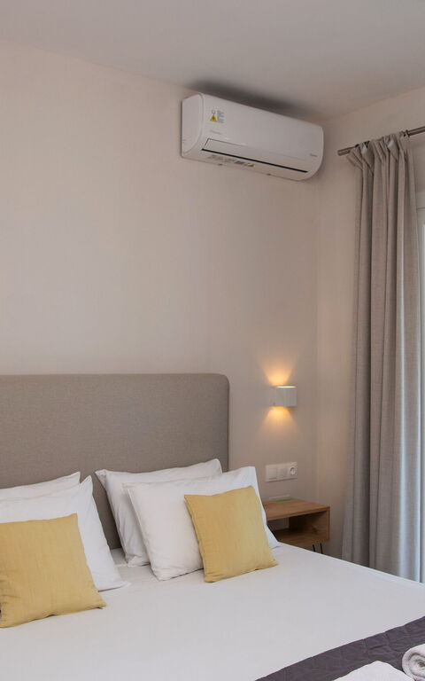 Beachfront Villa Seasun: Schlafzimmer