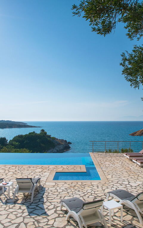 Beachfront Villa Seasun: Ansichten, Draussen, Schwimmbad