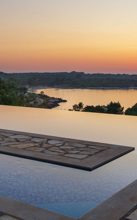 Beachfront Villa Seasun: Ansichten, Draussen, Schwimmbad