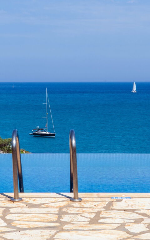 Beachfront Villa Seasun: Ansichten, Draussen, Schwimmbad