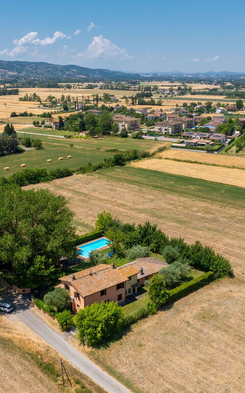Villa Reale: Ansichten, Garten, Schwimmbad