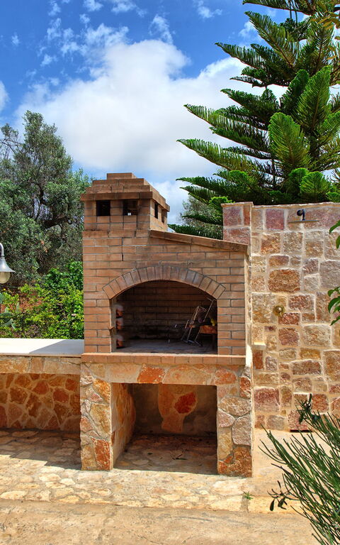 Trullo Santo Stefano: Draussen