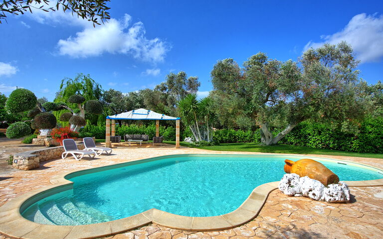 Lamia Santo Arcangelo: Draussen, Garten, Schwimmbad