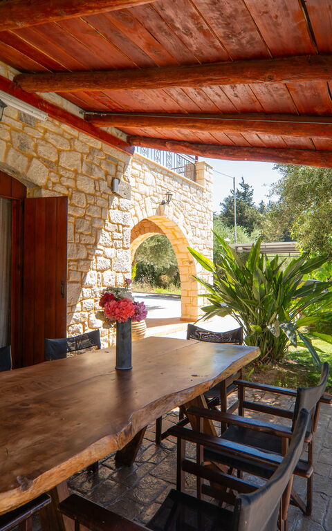 Villa Nipos: Balkon / Terrasse / Patio, Draussen