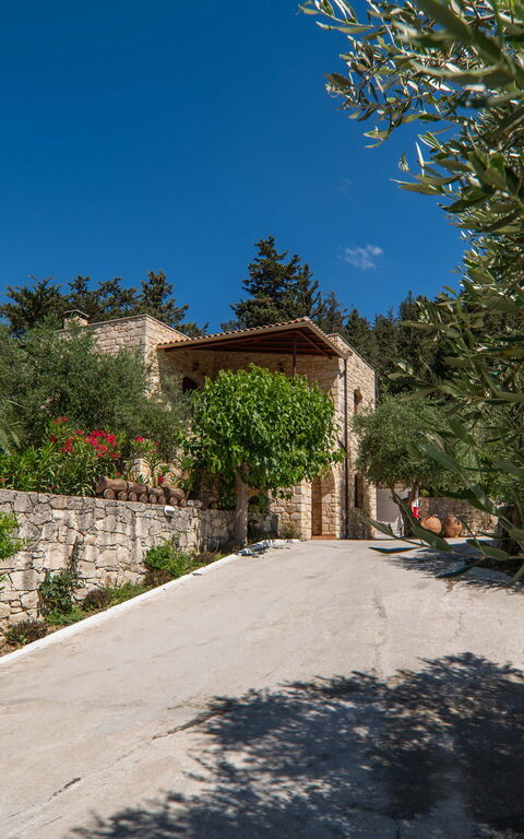 Villa Nipos: Außen, Draussen, Haupteingang