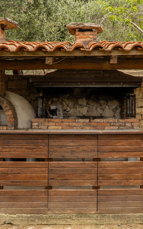 Villa Nipos: Draussen