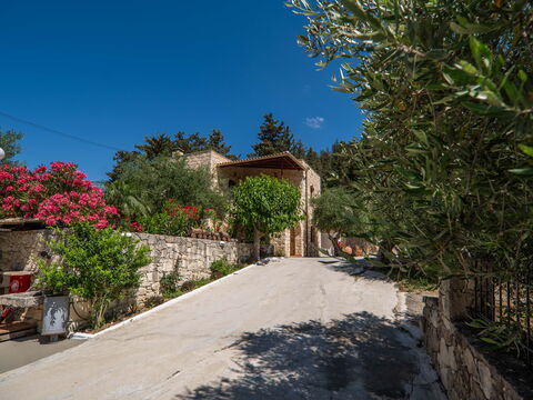 Villa Nipos
