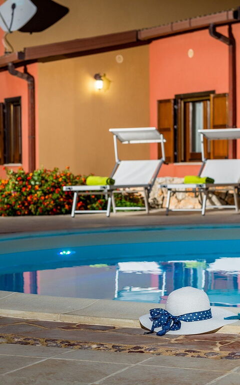 Villa Del Golfo: Schwimmbad