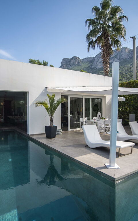 Villa Denari: Schwimmbad